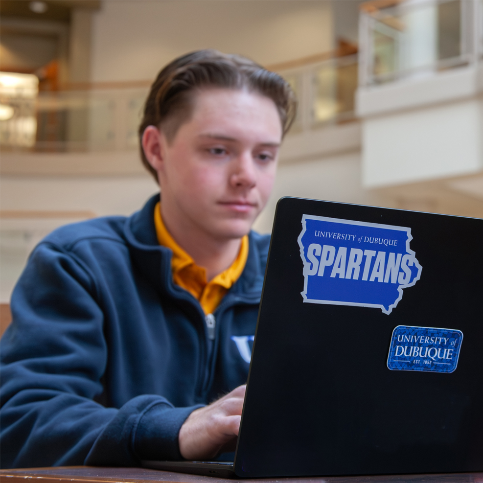 Online Education To Meet the Needs of Students Today